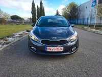 Gebraucht Kia Ceed 135 PS (99 kW) 2015 Grau Kleinwagen