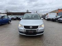 Gebraucht VW Touran Trendline 140 PS (102 kW) 2008 Reflexsilber metallic Van / Kleinbus