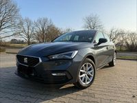 Używany Seat Leon Style 131 KM (96 kW) 2020 Szary Sedan/Limuzyna
