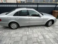 Gebraucht Mercedes E240 Elegance 177 PS (130 kW) 2005 Schwarz Limousine