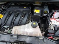 Gebraucht Renault Kangoo Authentique 106 PS (77 kW) 2012 Weiß Van / Kleinbus