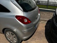 Second-hand Opel Corsa 80 CP (58 kW) 2007 Argintiu Hatchback