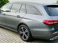 gebraucht Mercedes E200 T-Avantgarde,Fahrass.,360, multibeam,AHK