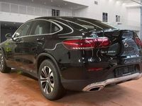 Gebraucht Mercedes GLC200 305 PS (224 kW) 2022 Obsidianschwarz (metallic) SUV