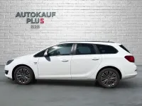 Używany Opel Astra Selection 140 KM (102 kW) 2014 Biały Kombi