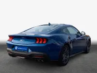 Neu Ford Mustang GT Fastback 446 PS (328 kW) 2026 Blau Coupé