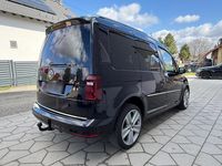 Gebraucht VW Caddy 122 PS (89 kW) 2016 Schwarz Van / Kleinbus