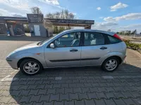 Gebraucht Ford Focus 101 PS (74 kW) 2002 Grau Limousine