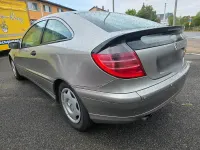 Gebraucht Mercedes C180 140 PS (102 kW) 2003 Silber Coupé