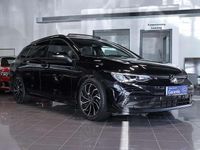 Gebraucht VW Golf VIII R-line 150 PS (110 kW) 2023 Deep black perleffekt Kombi