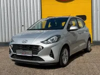 Gebraucht Hyundai i10 Trend 84 PS (61 kW) 2023 Silber Kleinwagen