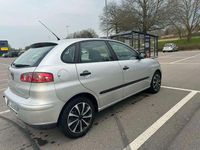 Używany Seat Ibiza Fresh 75 KM (55 kW) 2004 Srebrny Hatchback