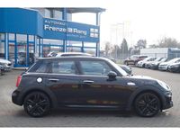 Gebraucht Mini Cooper S 192 PS (141 kW) 2017 Midnight black metallic (metallic) Kleinwagen