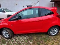 Gebraucht Ford Ka Titanium 69 PS (50 kW) 2015 Rot Limousine