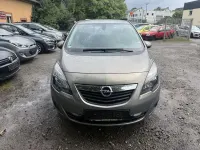 Gebraucht Opel Meriva Edition 101 PS (74 kW) 2011 Braun Van / Kleinbus