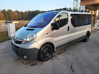 Gebraucht Opel Vivaro 114 PS (83 kW) 2013 Silber Van / Kleinbus