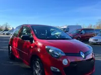 Używany Renault Twingo 75 KM (55 kW) 2013 Czerwony Hatchback