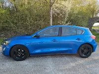 Gebraucht Ford Focus Titanium 120 PS (88 kW) 2019 Blau Limousine