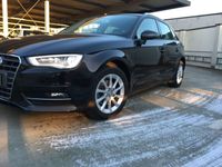 gebraucht Audi A3 1.6TDI SPORTBACK*SHZG*KLMA*XEN+LED*NAV