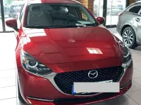 Usata Mazda 2 90 CV (66 kW) 2020 Rosso Berlina