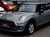 Gebraucht Mini ONE 102 PS (75 kW) 2017 Moonwalk grey (metallic) Kleinwagen