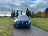 Gebraucht Volvo V40 R-Design Summum 190 PS (139 kW) 2015 Blau Kombi
