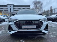 Gebraucht Audi e-tron Sportback Black Edition 300 kW (408 PS) 2022 Gletscherweiß metallic SUV