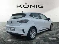Gebraucht Renault Clio V Evolution 67 PS (49 kW) 2023 Weiß Limousine