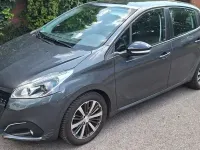 Gebraucht Peugeot 208 Style 83 PS (61 kW) 2017 Grau Kleinwagen