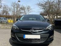 Gebraucht Opel Astra Edition 101 PS (74 kW) 2012 Schwarz Limousine