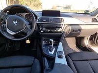 Gebraucht BMW 318 Sport Line 150 PS (110 kW) 2016 Braun Kombi
