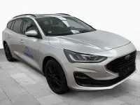 Gebraucht Ford Focus 120 PS (88 kW) 2022 Silber Limousine