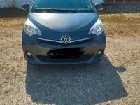 Gebraucht Toyota Verso-S Club 99 PS (72 kW) 2011 Grau Van / Kleinbus