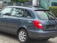Gebraucht Skoda Fabia 69 PS (50 kW) 2009 Grau Limousine