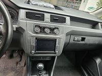 Second-hand VW Caddy Beach 75 CP (55 kW) 2018 Monovolum