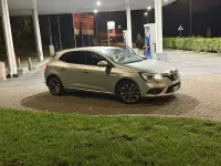 Używany Renault Mégane Intens 110 KM (80 kW) 2018 Sedan/Limuzyna