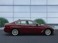 Gebraucht BMW 530e Sport Line 292 PS (214 kW) 2023 Aventurinrot Limousine