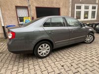 gebraucht VW Jetta 1.6 FSI Trendline Trendline