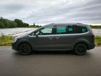 Gebraucht VW Sharan Comfortline 150 PS (110 kW) 2017 Grau Van / Kleinbus