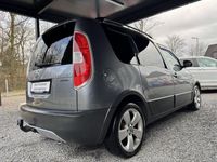 Gebraucht Skoda Roomster Scout 86 PS (63 kW) 2011 Grau Kombi