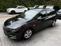 Gebraucht Opel Astra 131 PS (96 kW) 2021 Schwarz Kombi
