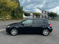 Gebraucht VW Golf VI 80 PS (58 kW) 2011 Schwarz Kleinwagen