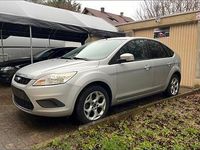 Gebraucht Ford Focus 116 PS (85 kW) 2009 Silber Kleinwagen