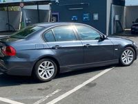 Second-hand BMW 318 143 CP (105 kW) 2008 Berlinǎ