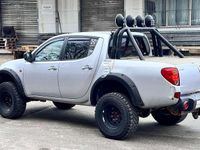 Gebraucht Mitsubishi L200 Intense 136 PS (100 kW) 2007 Silber Pickup