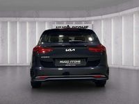 Gebraucht Kia Ceed 120 PS (88 kW) 2023 Schwarz Kleinwagen