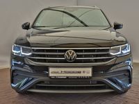 Gebraucht VW Tiguan Move 150 PS (110 kW) 2024 Schwarz SUV