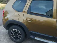Gebraucht Dacia Duster Black Shadow 109 PS (80 kW) 2016 Gold SUV