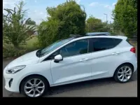 Gebraucht Ford Fiesta Titanium 101 PS (74 kW) 2017 Weiß Kleinwagen