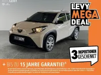 Gebraucht Toyota Aygo X X-play 72 PS (52 kW) 2022 Schneeweiß SUV